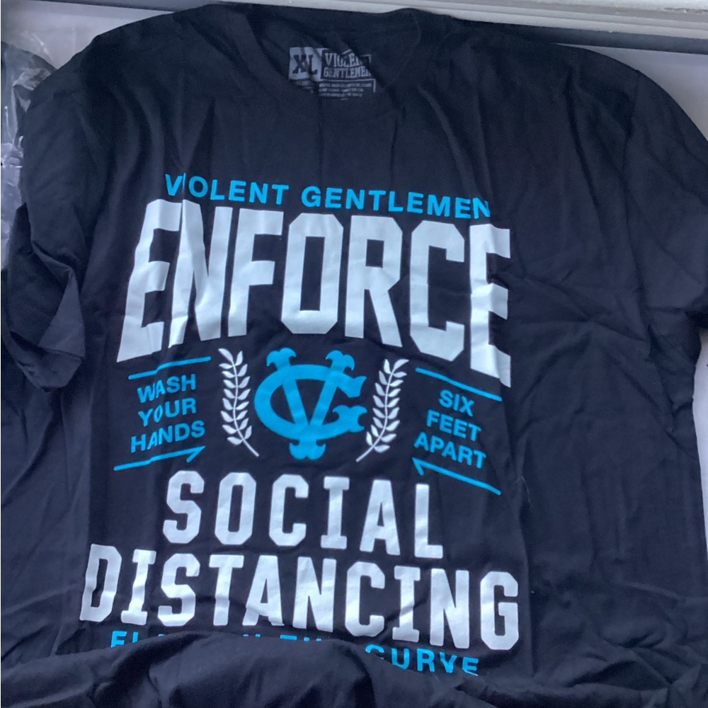 New Violent Gentlemen Social Distancing T Shit XL